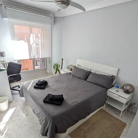 Acogedor Apartamento Y Parking Madrid Exterior photo